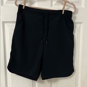 Women’s black board short swim Land’s End 8L